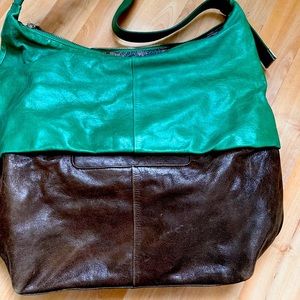 HOBO Original well loved bag in green and brown